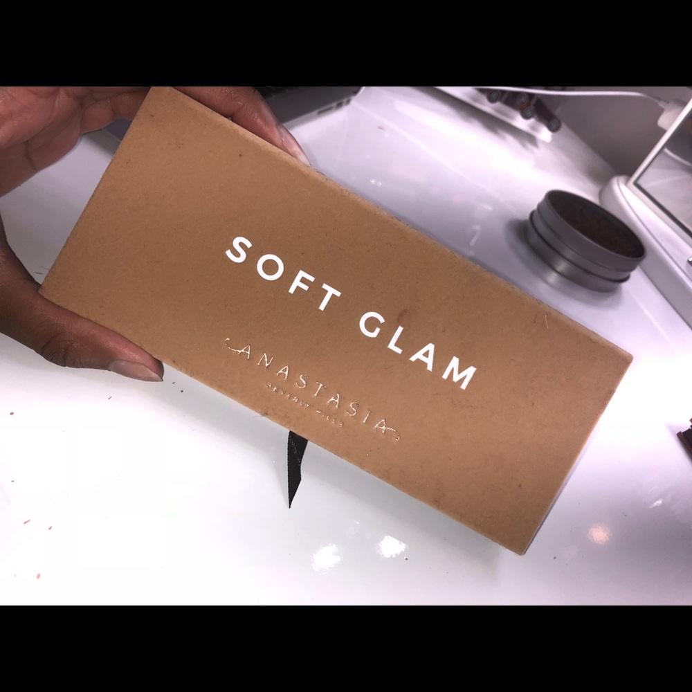 ABH Soft Glam Palette!